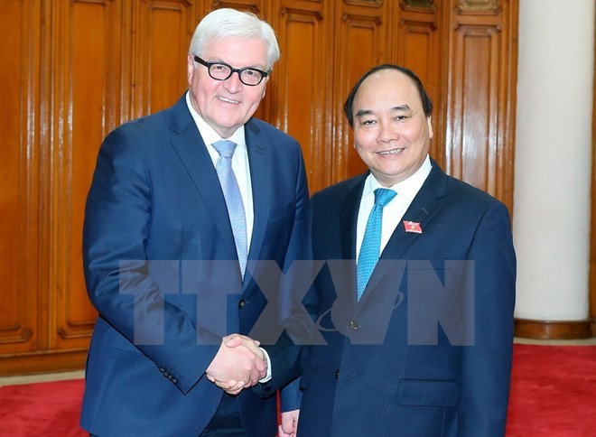Премьер Вьетнама Нгуен Суан Фук принял министра иностранных дел Германии - ảnh 1